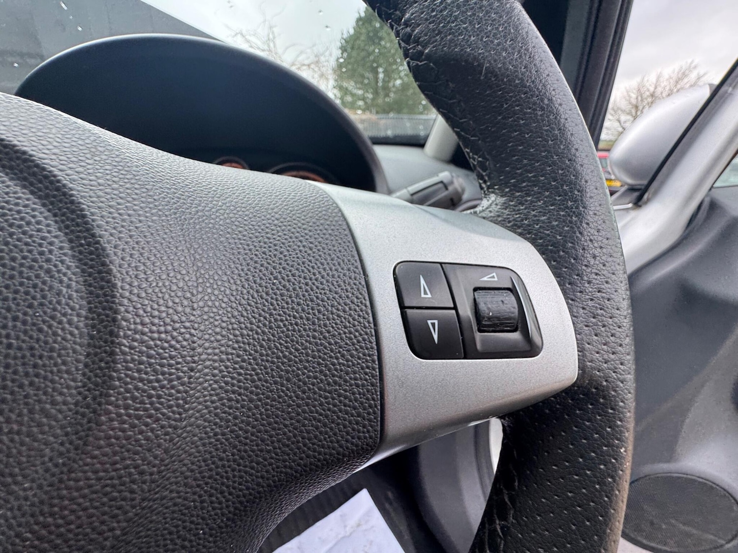 Used Vauxhall Corsa 2010 for sale - 77625053: Photo 31