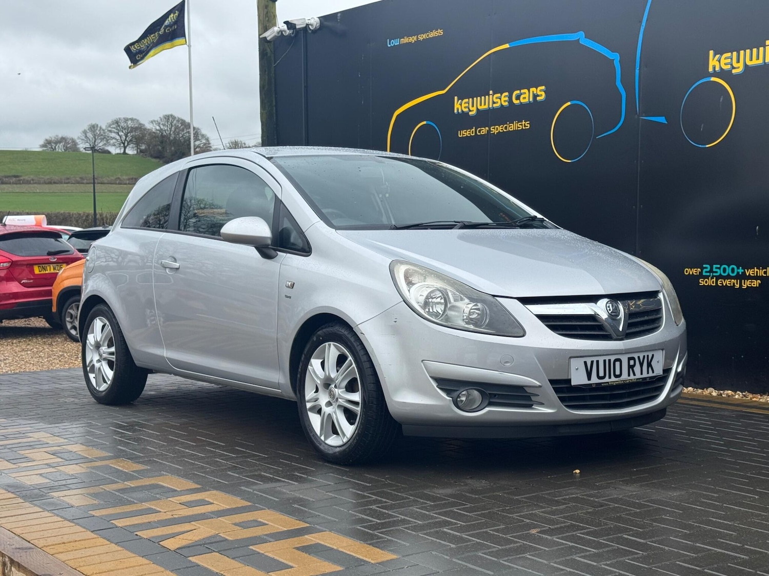 Used Vauxhall Corsa 2010 for sale - 77625053: Photo 7