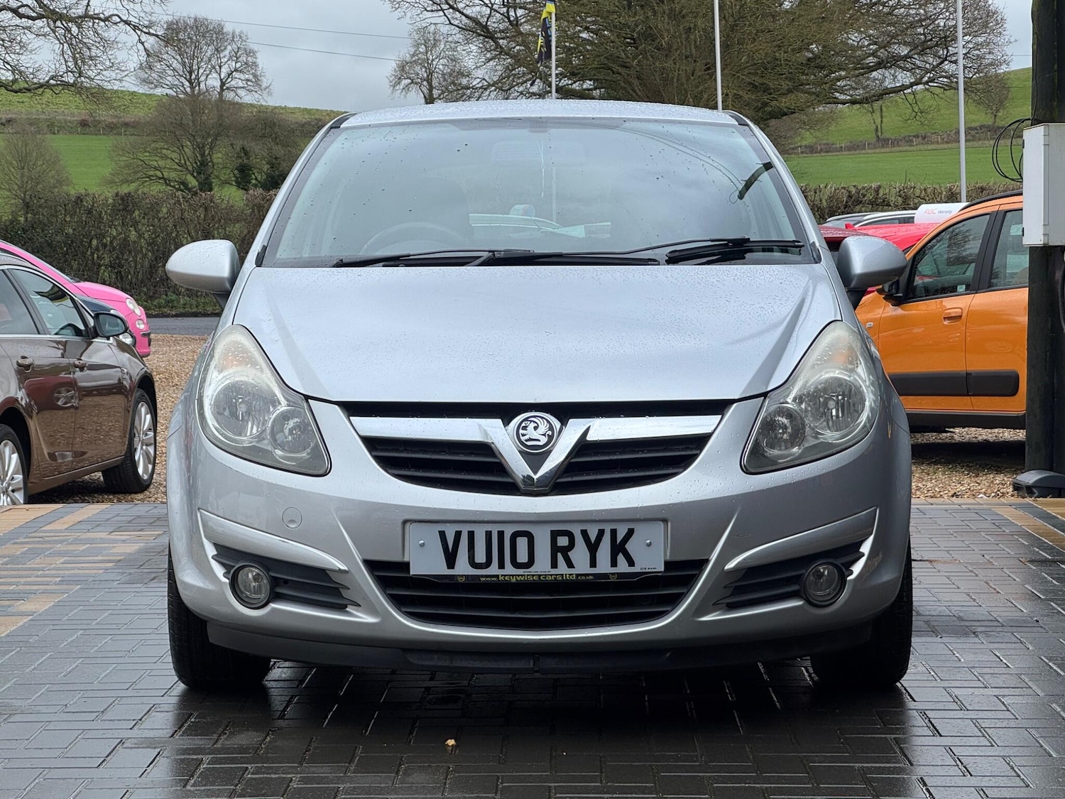 Used Vauxhall Corsa 2010 for sale - 77625053: Photo 8