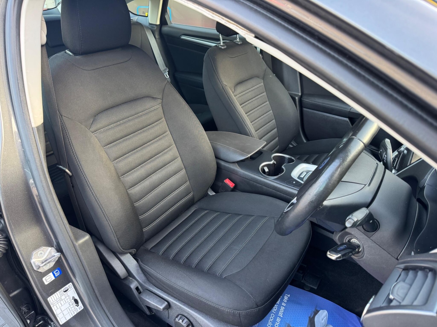 Used Ford Mondeo 2017 for sale - 76398848: Photo 14