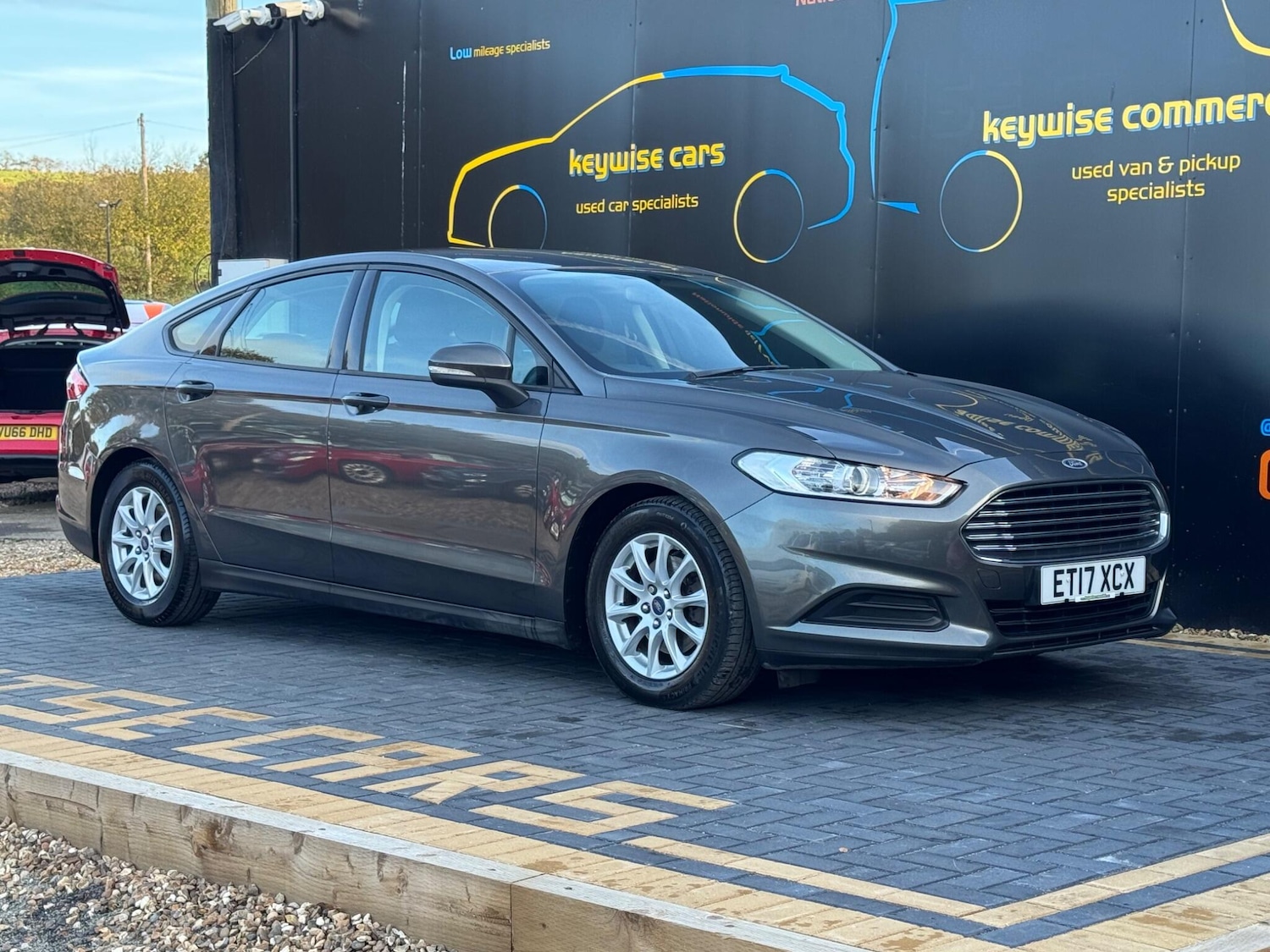 Used Ford Mondeo 2017 for sale - 76398848: Photo 7