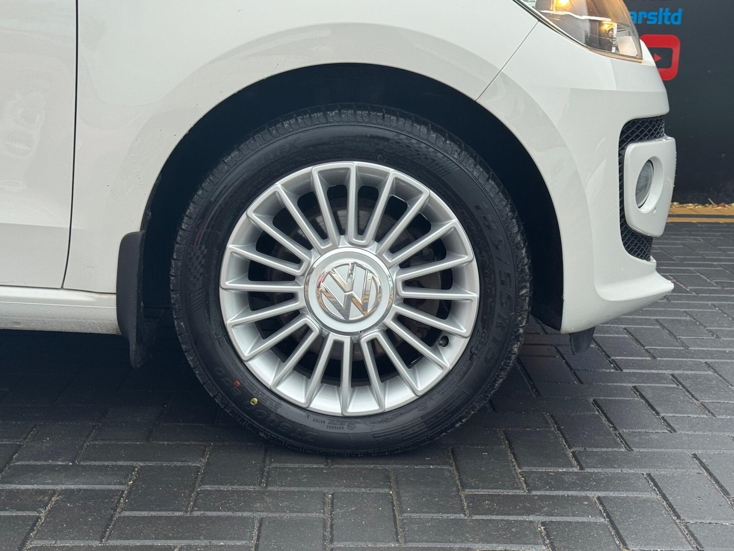 Used Volkswagen up! 2013 for sale - 76166763: Photo 9