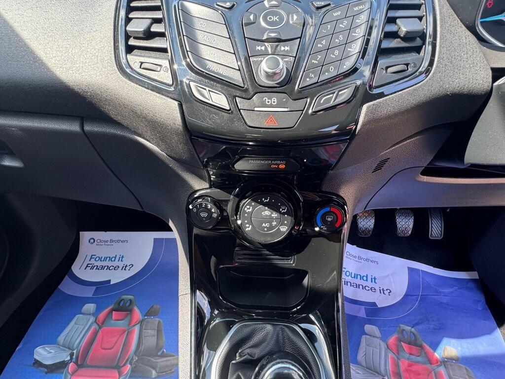 Used Ford Fiesta 2017 for sale - 76992915: Photo 29