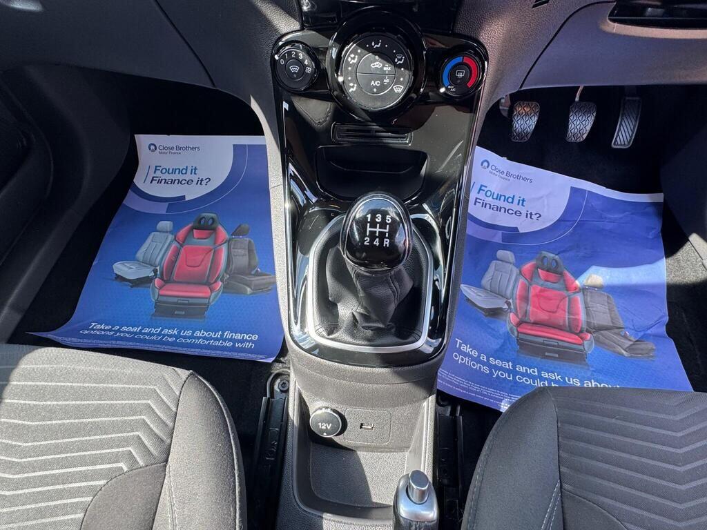 Used Ford Fiesta 2017 for sale - 76992915: Photo 30