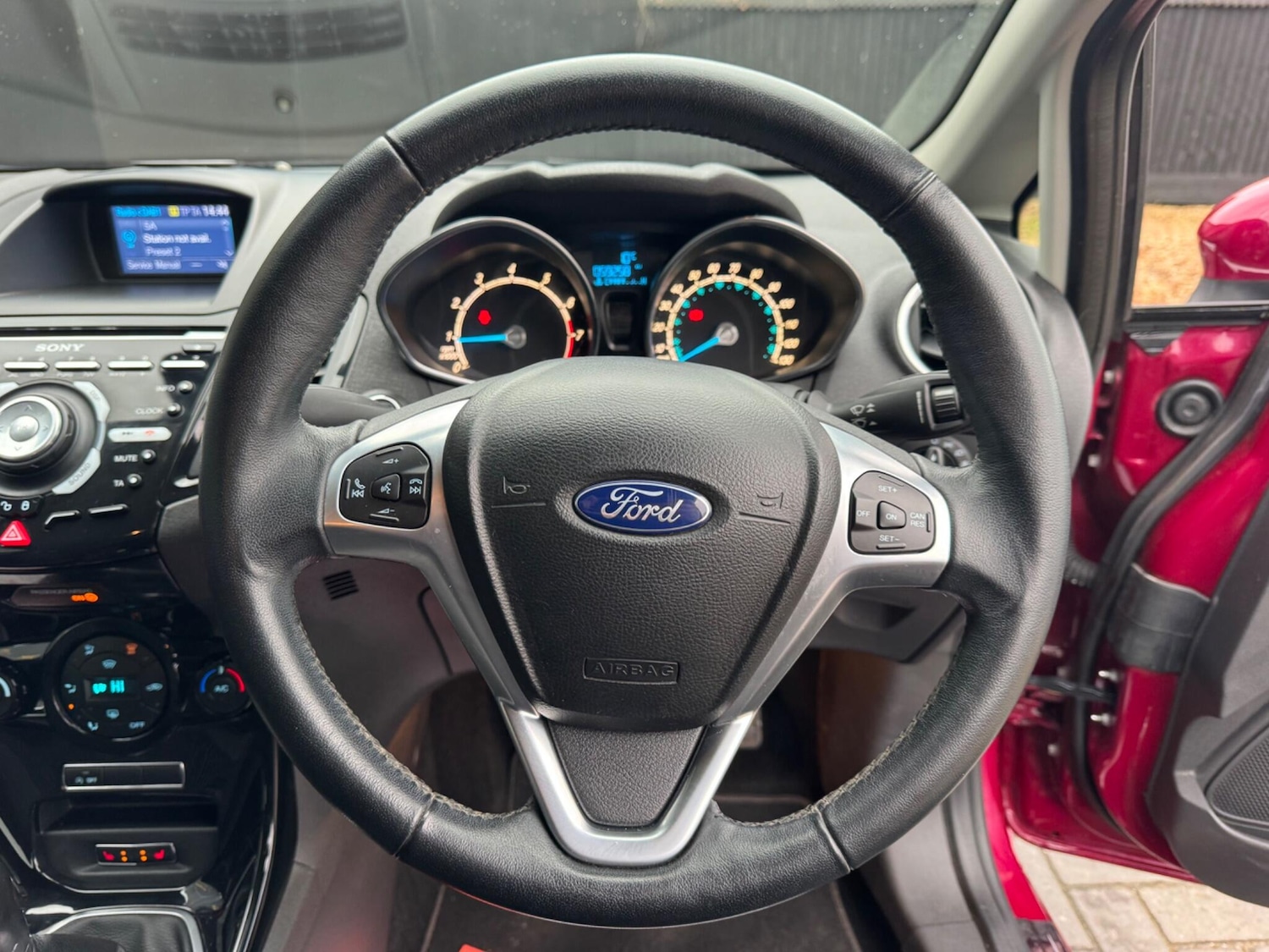 Used Ford Fiesta 2014 for sale - 77331207: Photo 21