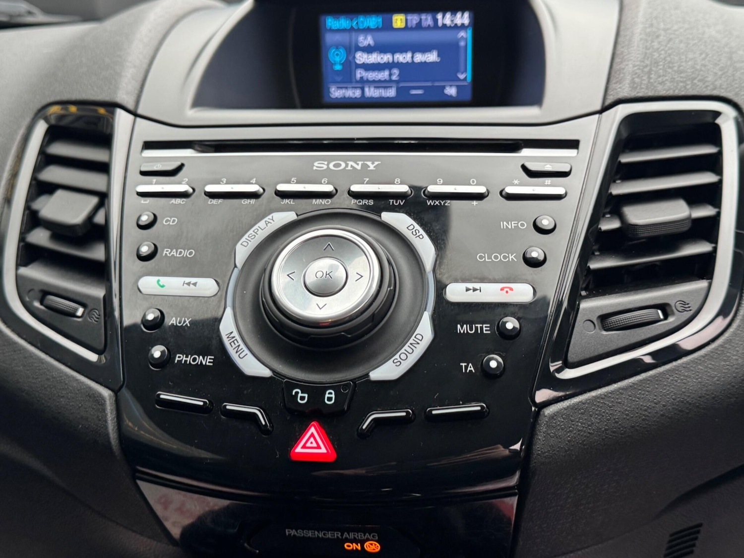 Used Ford Fiesta 2014 for sale - 77331207: Photo 25