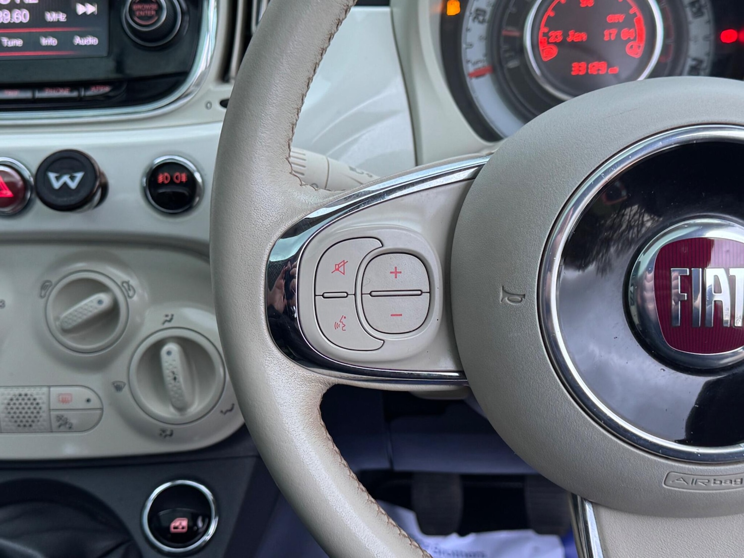 Used Fiat 500 for sale - 77306244: Photo 28