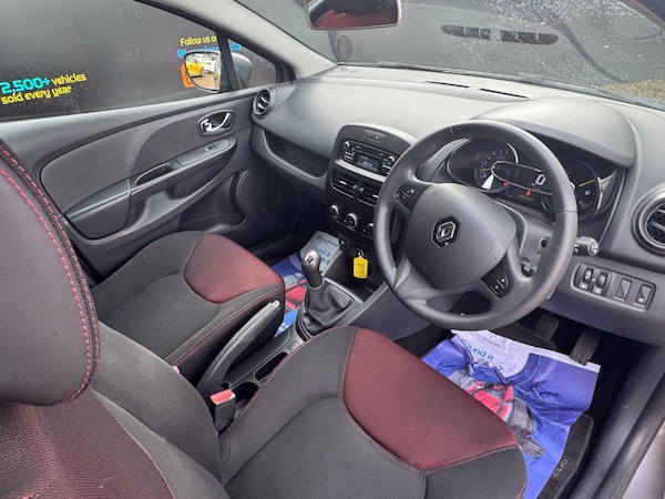 Used Renault Clio 2013 for sale - 76326392: Photo 25
