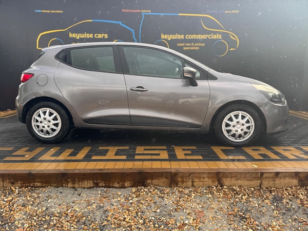Used Renault Clio 2013 for sale - 76326392: Photo 9