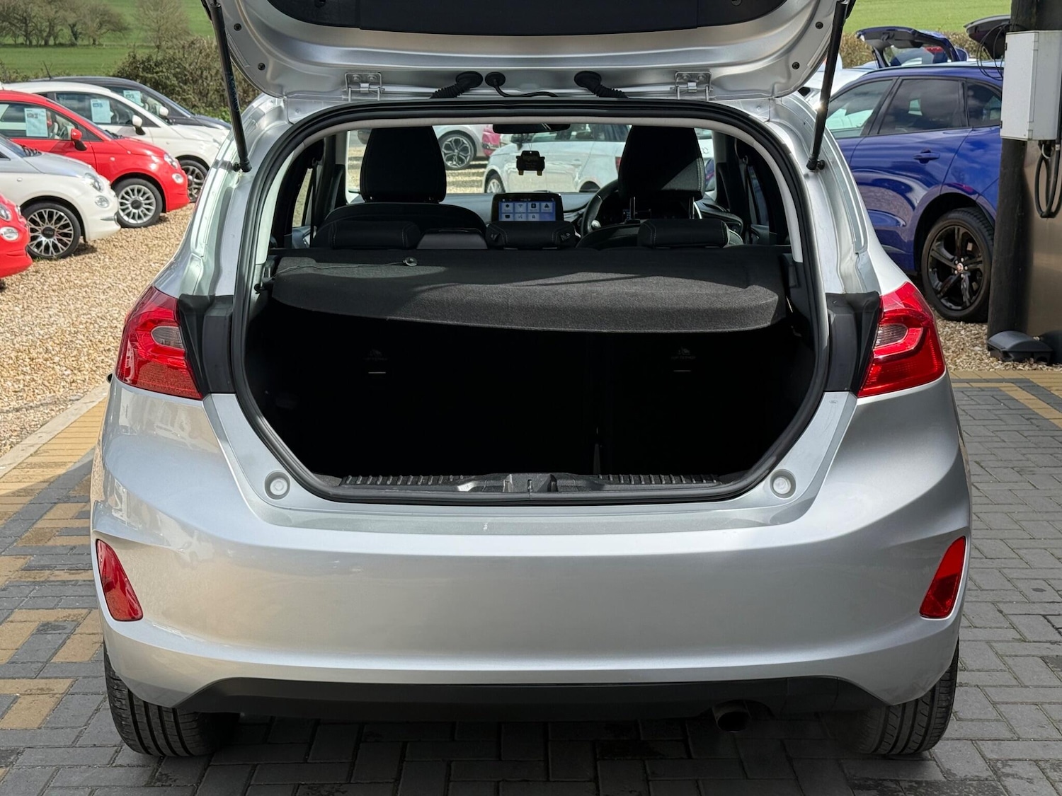 Used Ford Fiesta 2017 for sale - 78072801: Photo 25