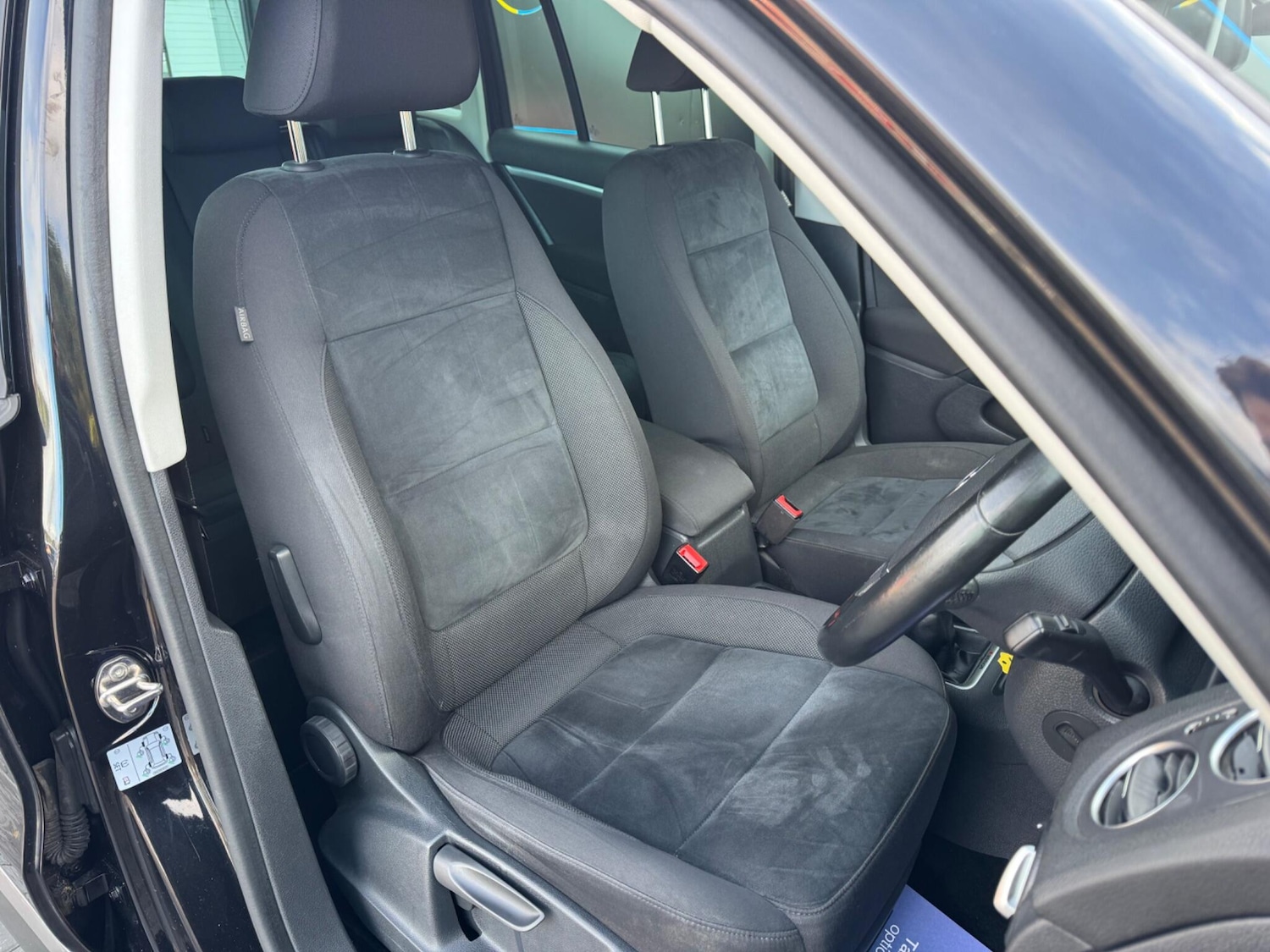 Used Volkswagen Tiguan 2016 for sale - 76633344: Photo 14