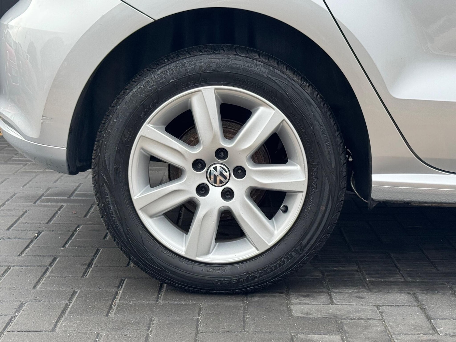 Used Volkswagen Polo 2010 for sale - 76991728: Photo 13