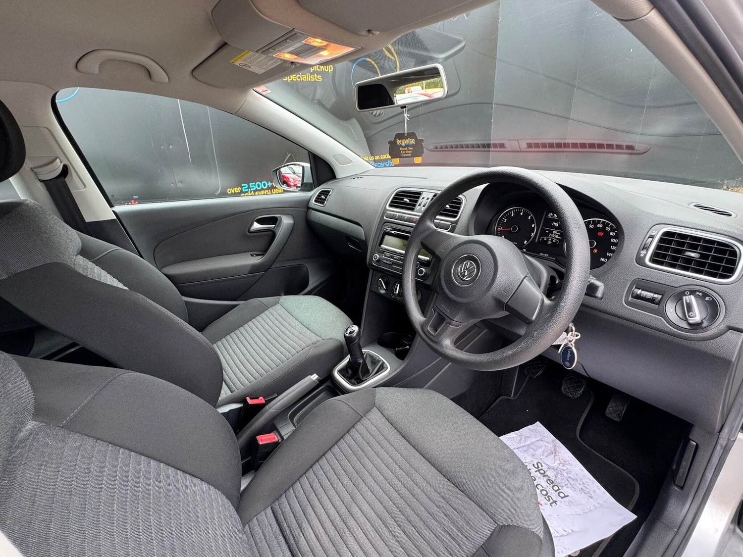 Used Volkswagen Polo 2010 for sale - 76991728: Photo 25