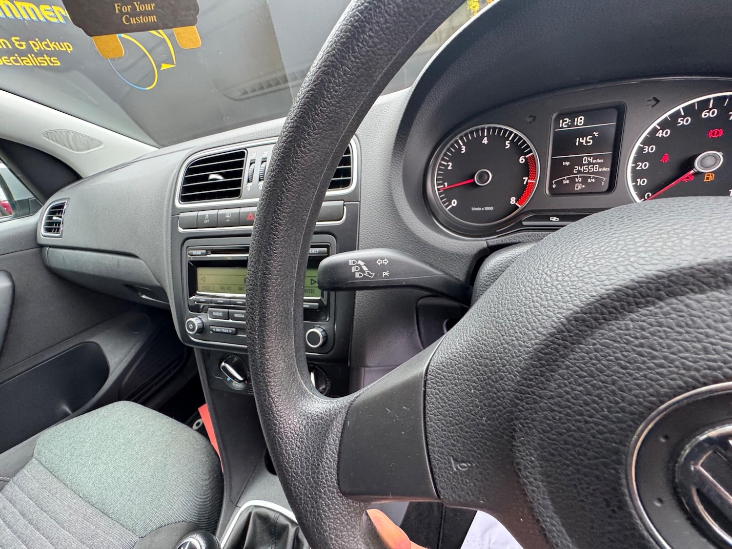 Used Volkswagen Polo 2010 for sale - 76991728: Photo 28