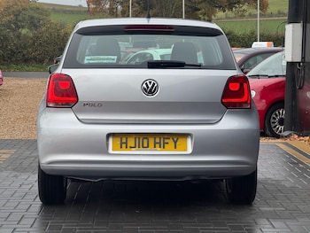 Used Volkswagen Polo 2010 for sale - 76991728: Photo