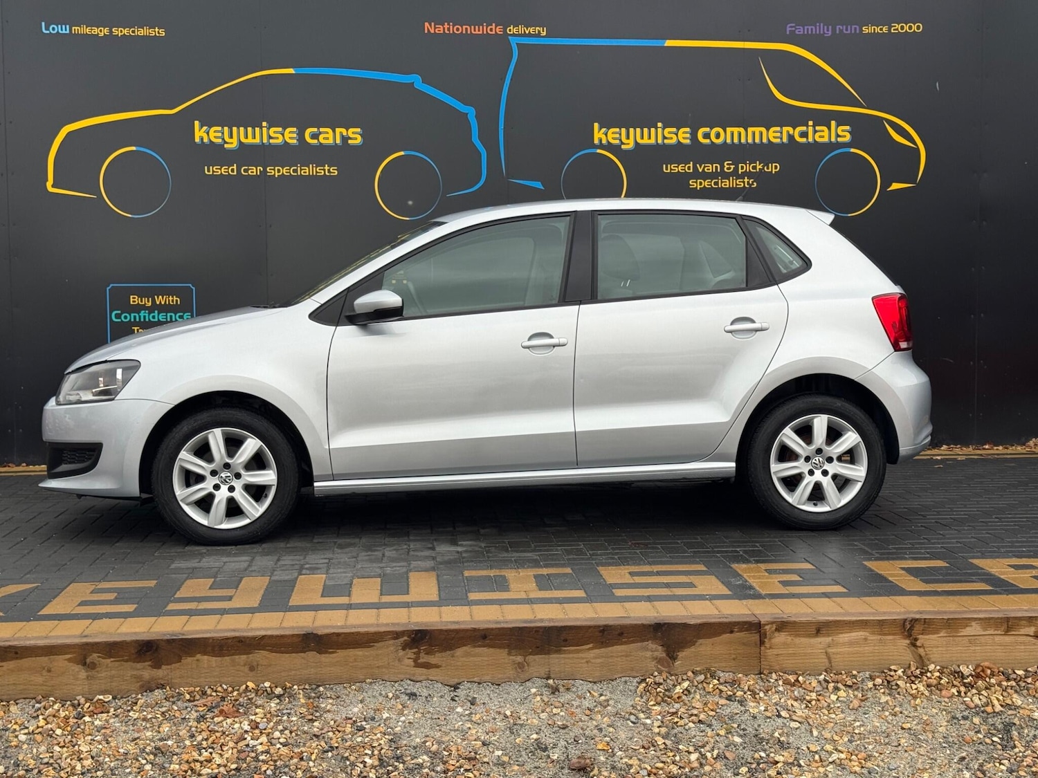 Used Volkswagen Polo 2010 for sale - 76991728: Photo 5