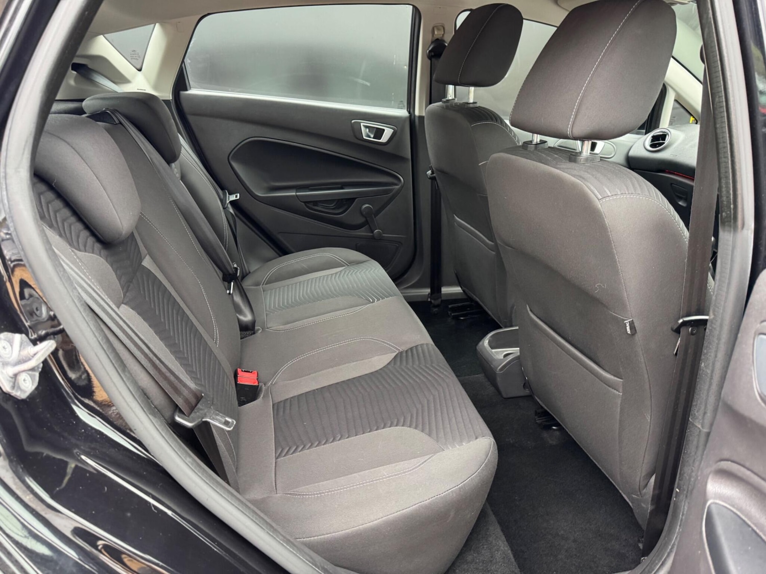 Used Ford Fiesta 2015 for sale - 76408806: Photo 15