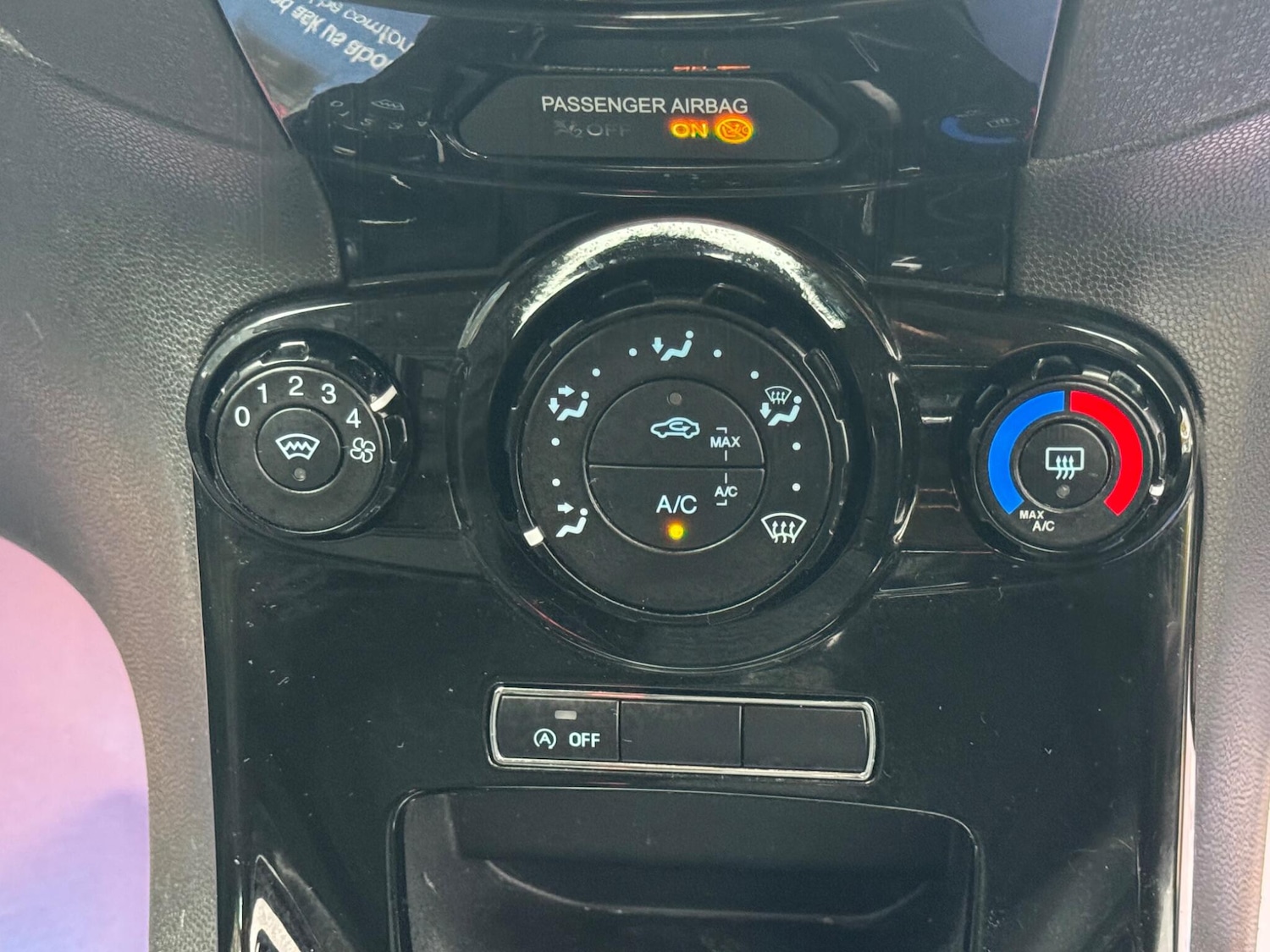 Used Ford Fiesta 2015 for sale - 76408806: Photo 27