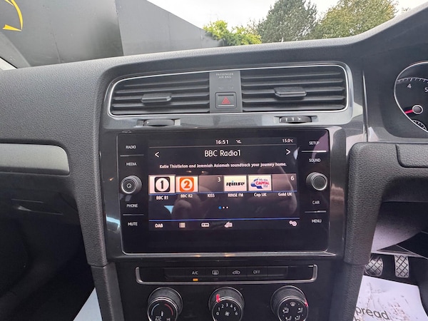 Used Volkswagen Golf 2017 for sale - 76227227: Photo 23