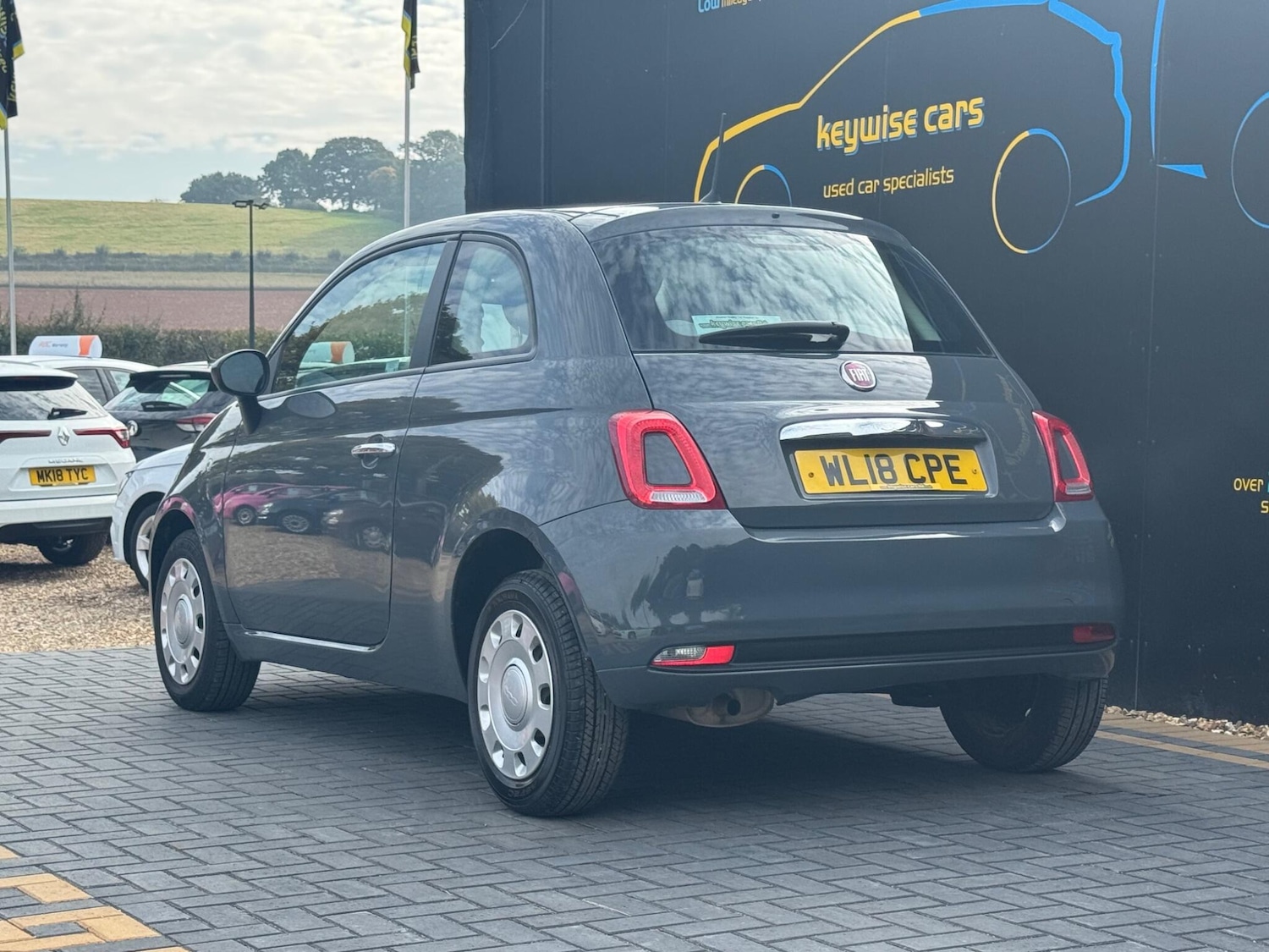 Used Fiat 500 2018 for sale - 76137228: Photo 3