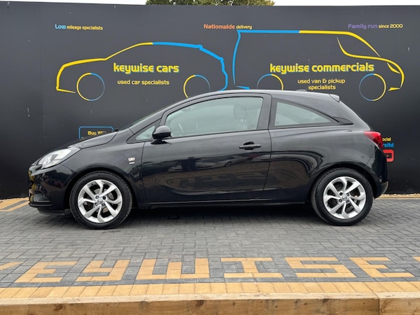 Used Vauxhall Corsa 2016 for sale - 76283947: Photo 2