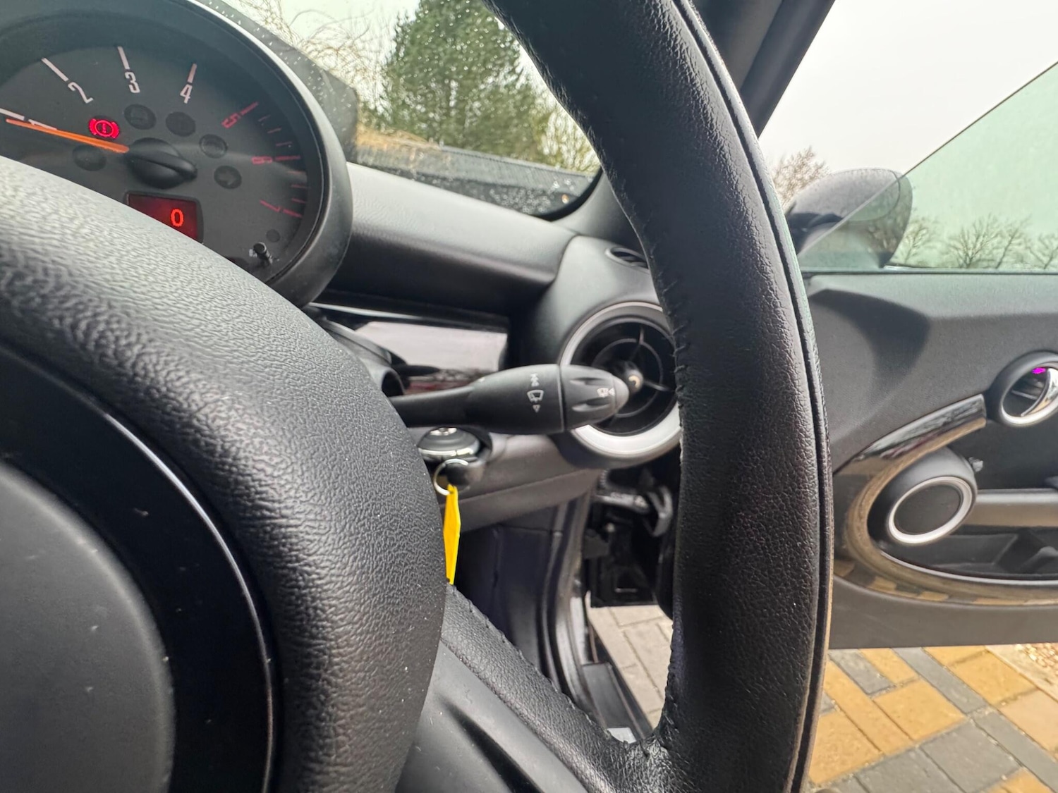 Used MINI Convertible 2015 for sale - 77909291: Photo 30