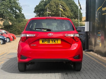Used Toyota Yaris 2018 for sale - 79564989: Photo