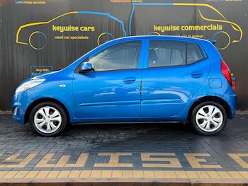Used Hyundai i10 2011 for sale - 76573426: Photo