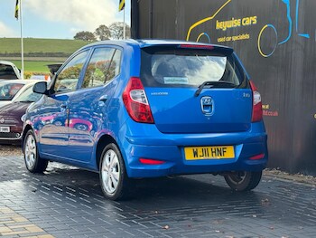 Used Hyundai i10 2011 for sale - 76573426: Photo