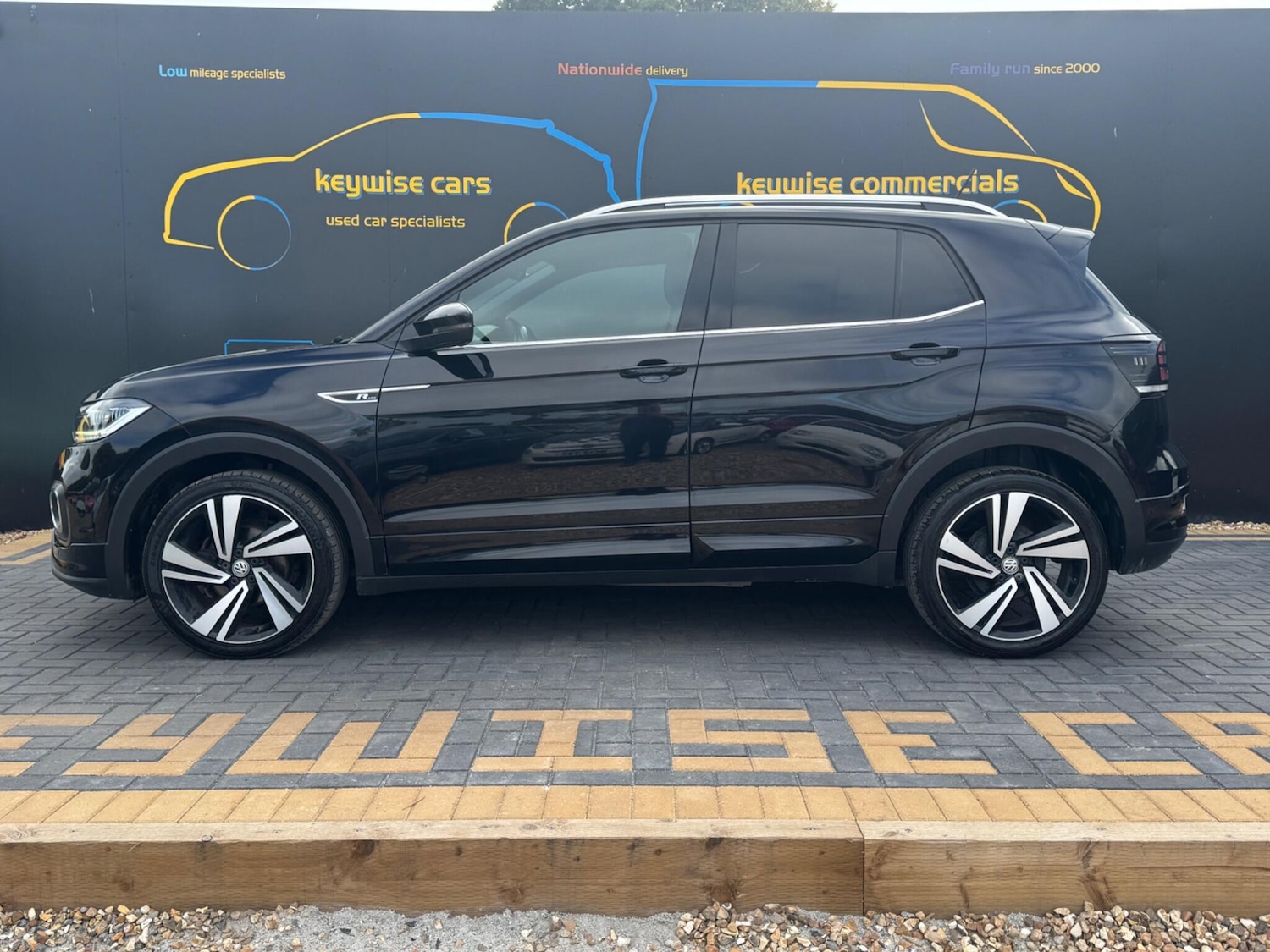 Used Volkswagen T-Cross 2019 for sale - 76270388: Photo 2
