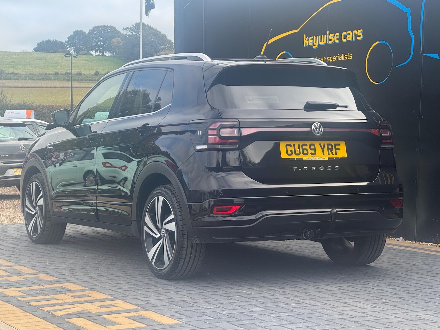 Used Volkswagen T-Cross 2019 for sale - 76270388: Photo 3