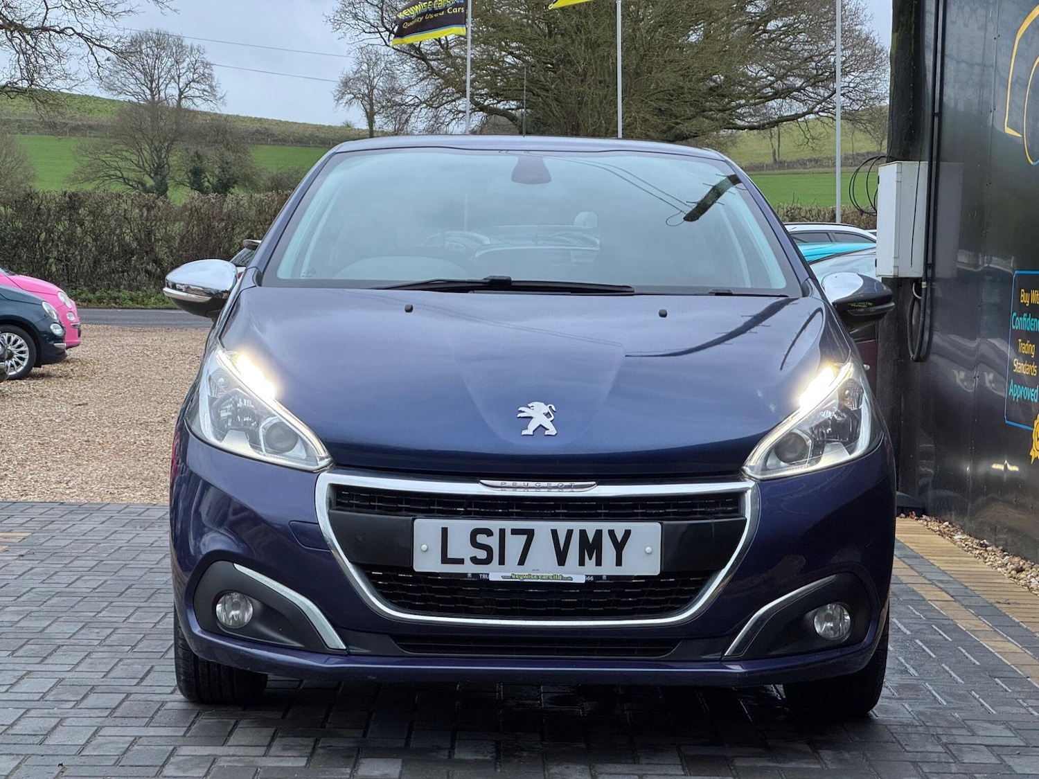 Used Peugeot 208 2017 for sale - 77331070: Photo 10