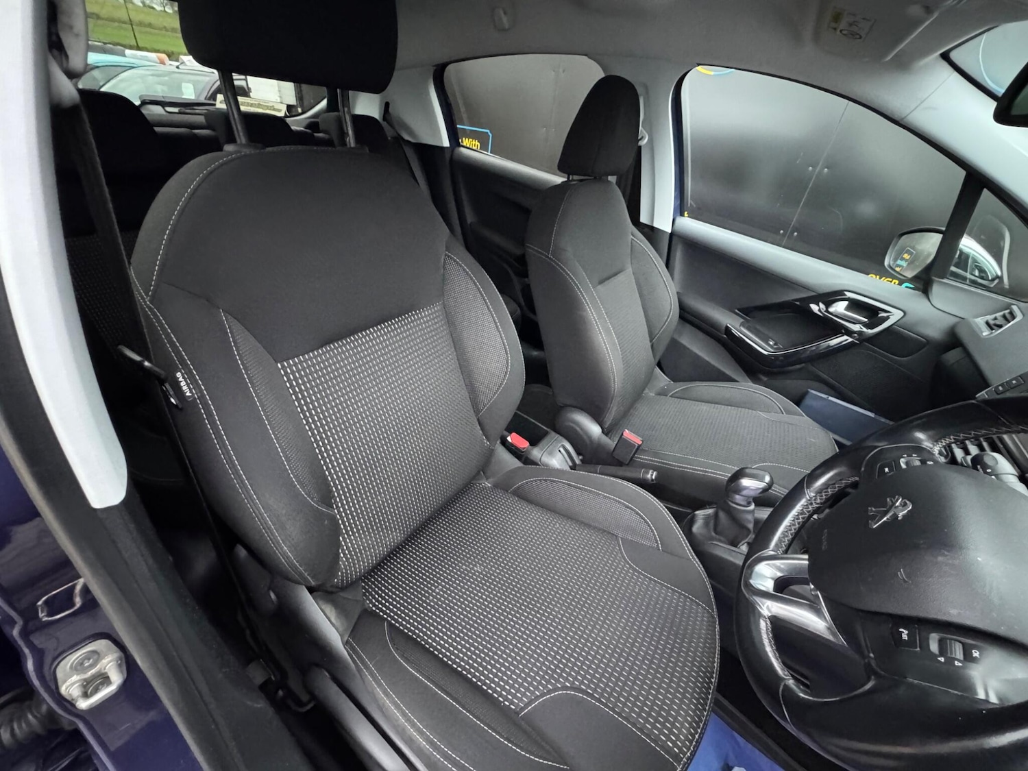 Used Peugeot 208 2017 for sale - 77331070: Photo 19