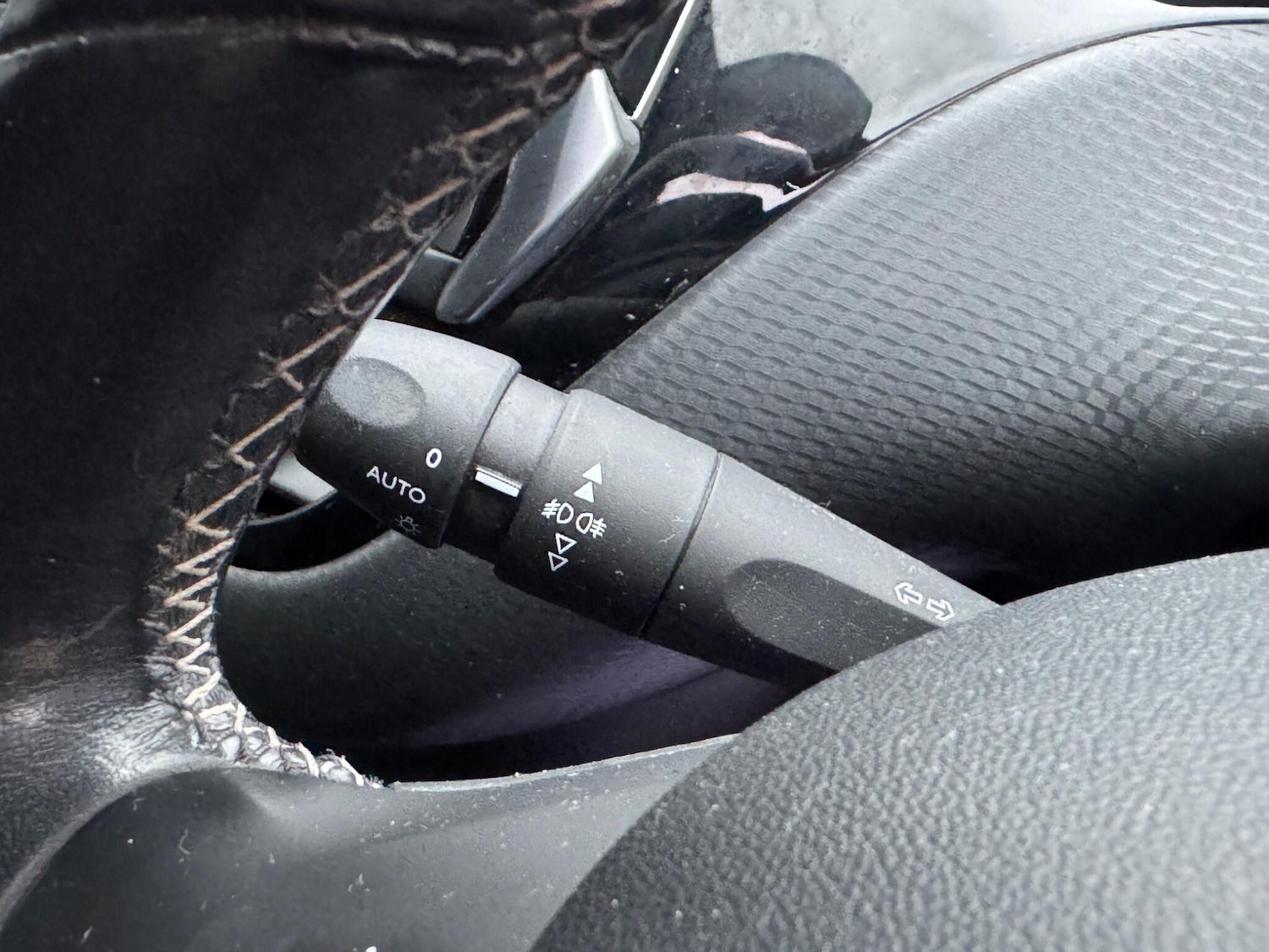 Used Peugeot 208 2017 for sale - 77331070: Photo 30