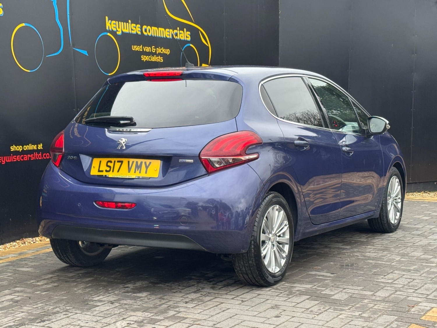 Used Peugeot 208 2017 for sale - 77331070: Photo 6