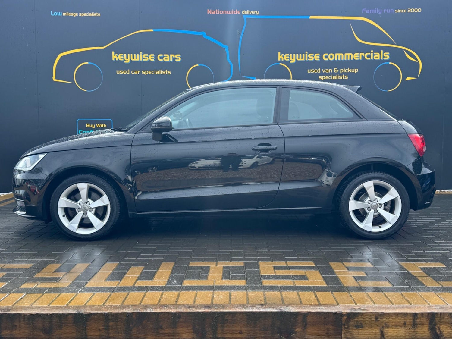 Used Audi A1 2017 for sale - 77882236: Photo 2