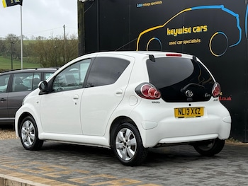 Used Toyota AYGO 2013 for sale - 78245644: Photo