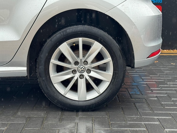 Used Volkswagen Polo 2015 for sale - 76326835: Photo 14