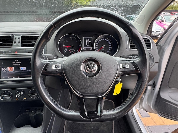Used Volkswagen Polo 2015 for sale - 76326835: Photo 26