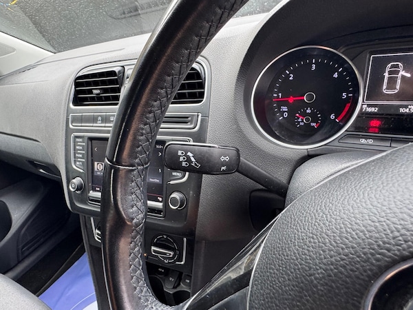Used Volkswagen Polo 2015 for sale - 76326835: Photo 29