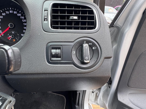 Used Volkswagen Polo 2015 for sale - 76326835: Photo 31