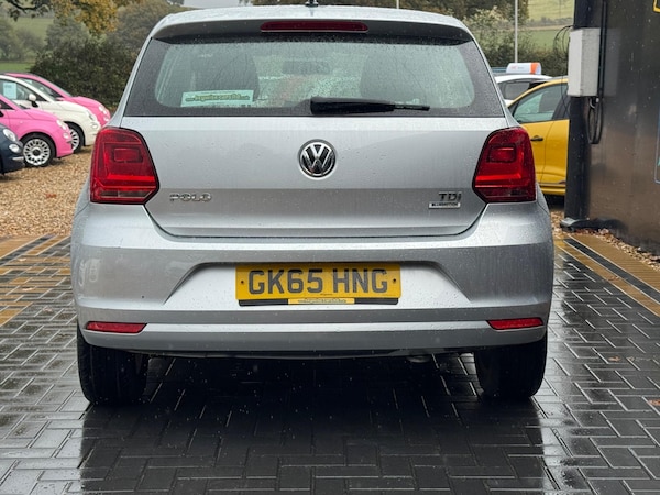 Used Volkswagen Polo 2015 for sale - 76326835: Photo 5