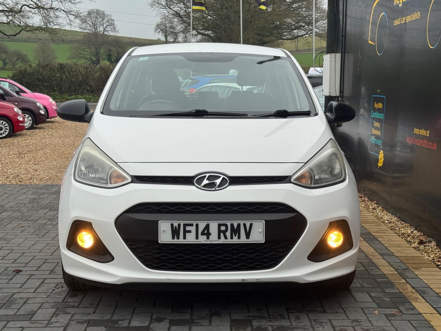 Used Hyundai i10 2014 for sale - 77040869: Photo 10