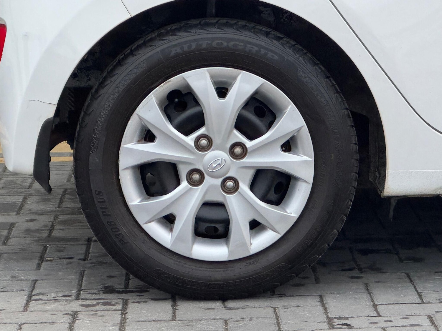 Used Hyundai i10 2014 for sale - 77040869: Photo 13