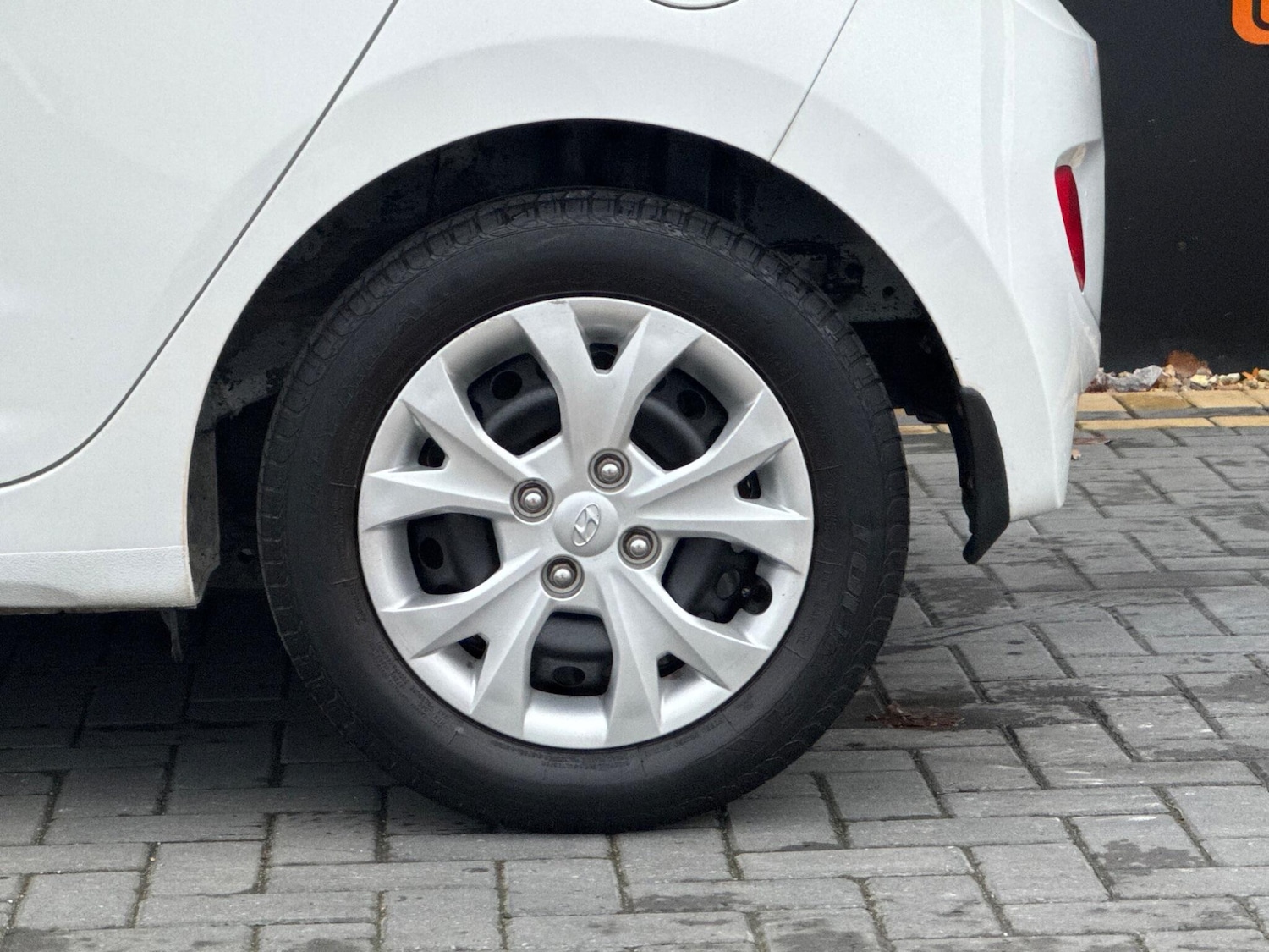 Used Hyundai i10 2014 for sale - 77040869: Photo 14