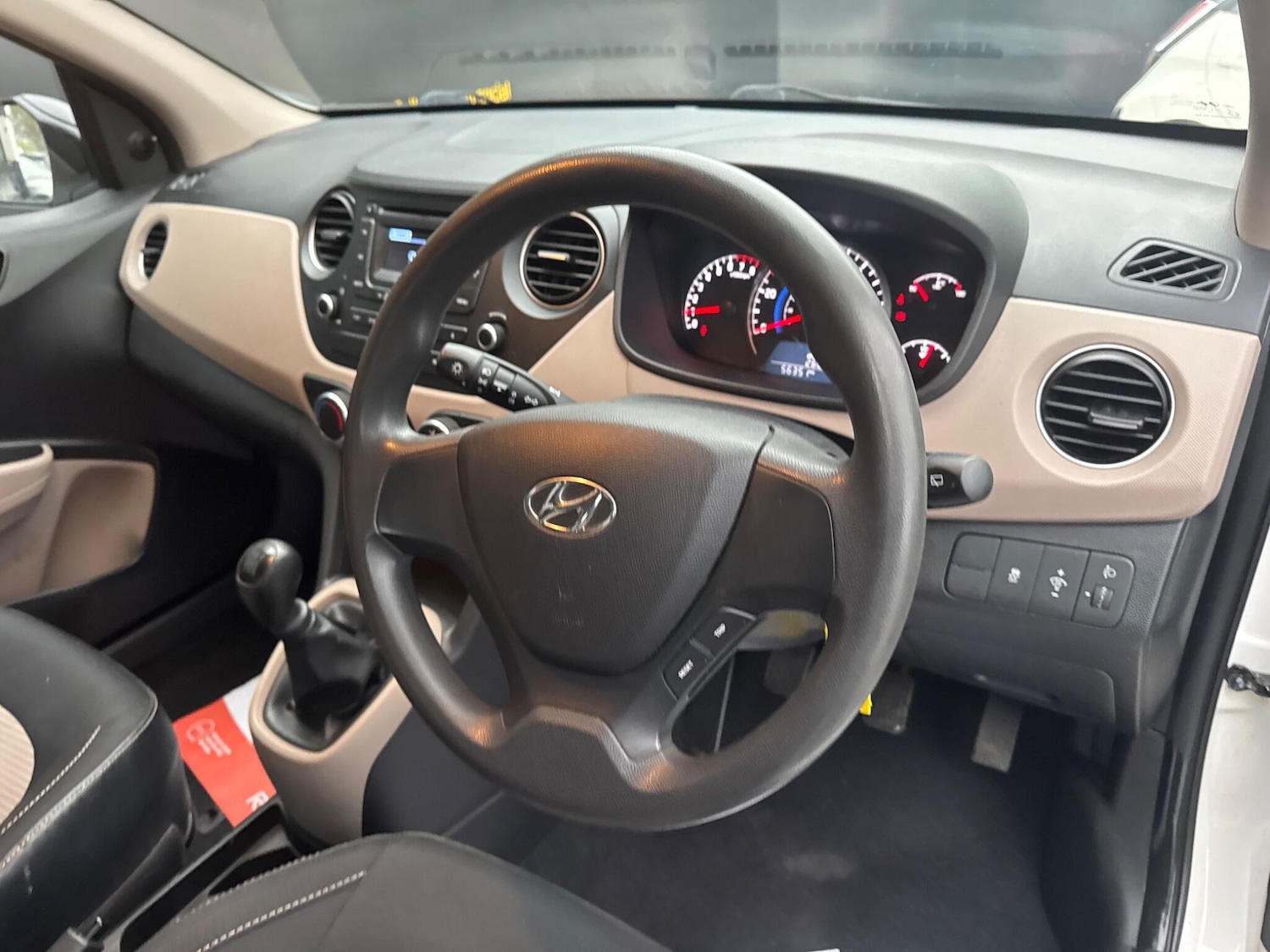 Used Hyundai i10 2014 for sale - 77040869: Photo 18