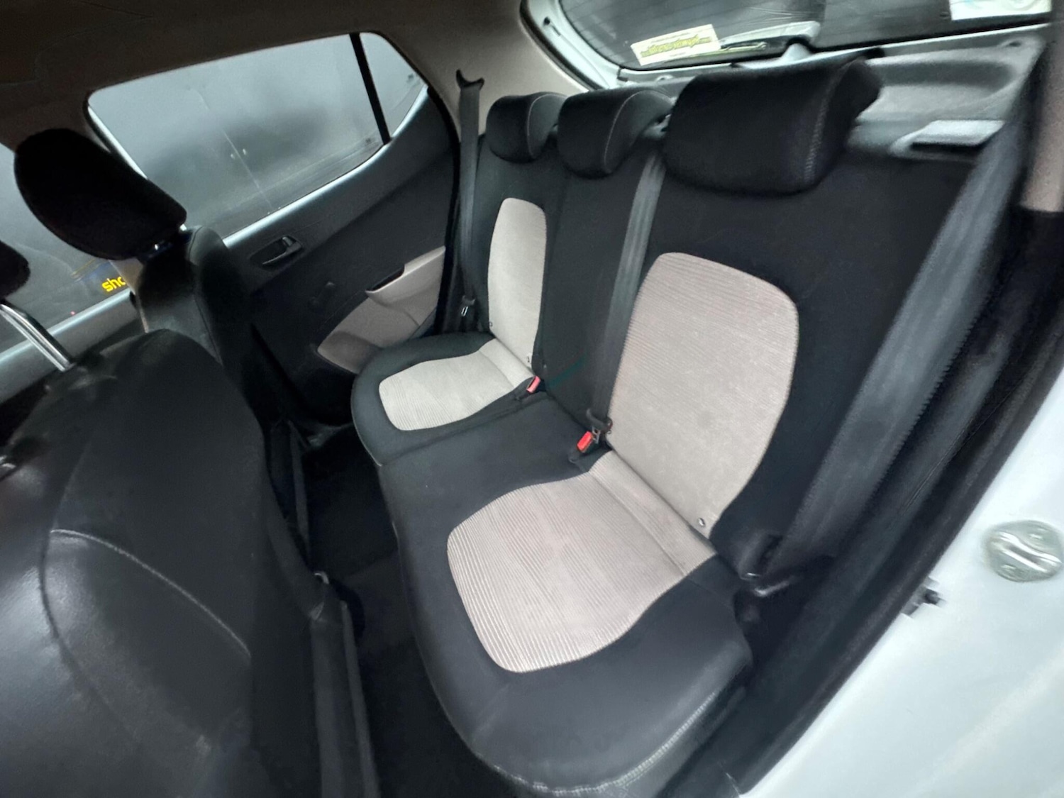 Used Hyundai i10 2014 for sale - 77040869: Photo 25