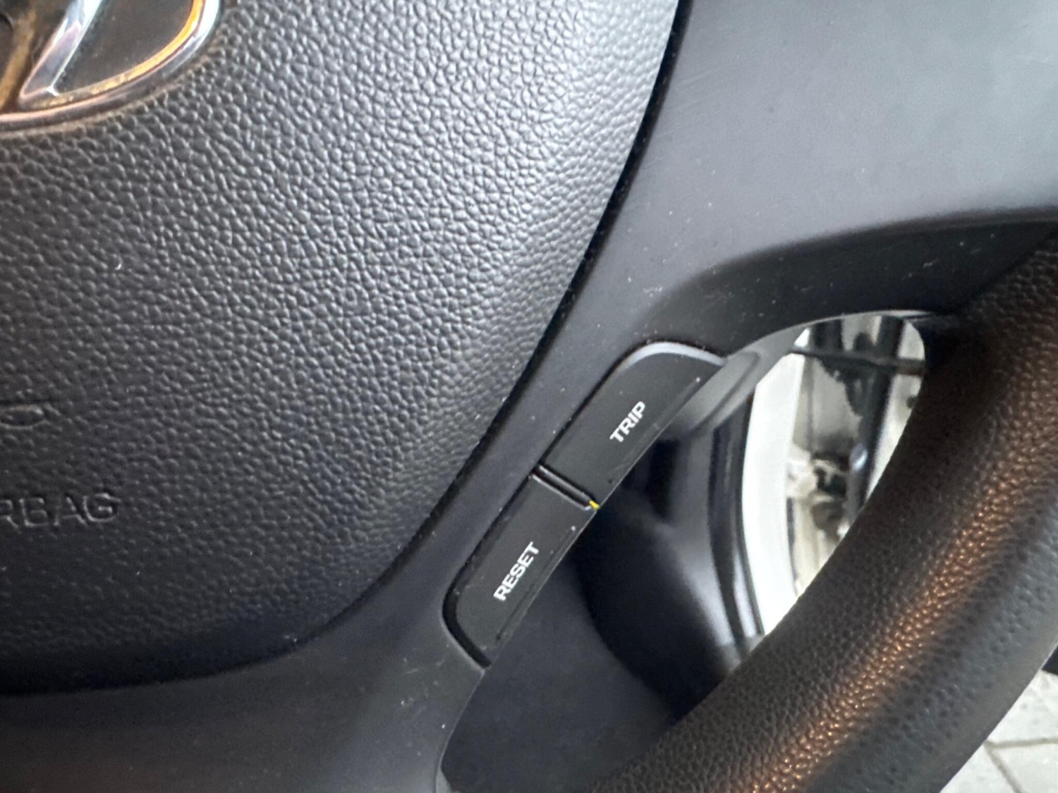 Used Hyundai i10 2014 for sale - 77040869: Photo 28