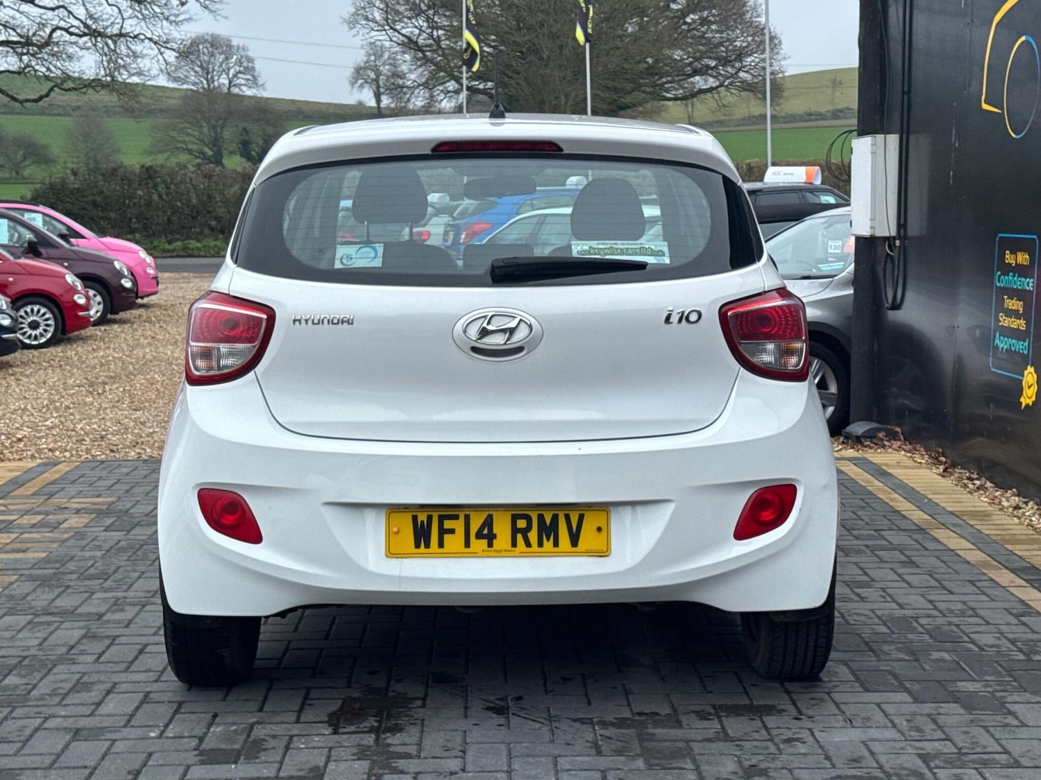 Used Hyundai i10 2014 for sale - 77040869: Photo 5