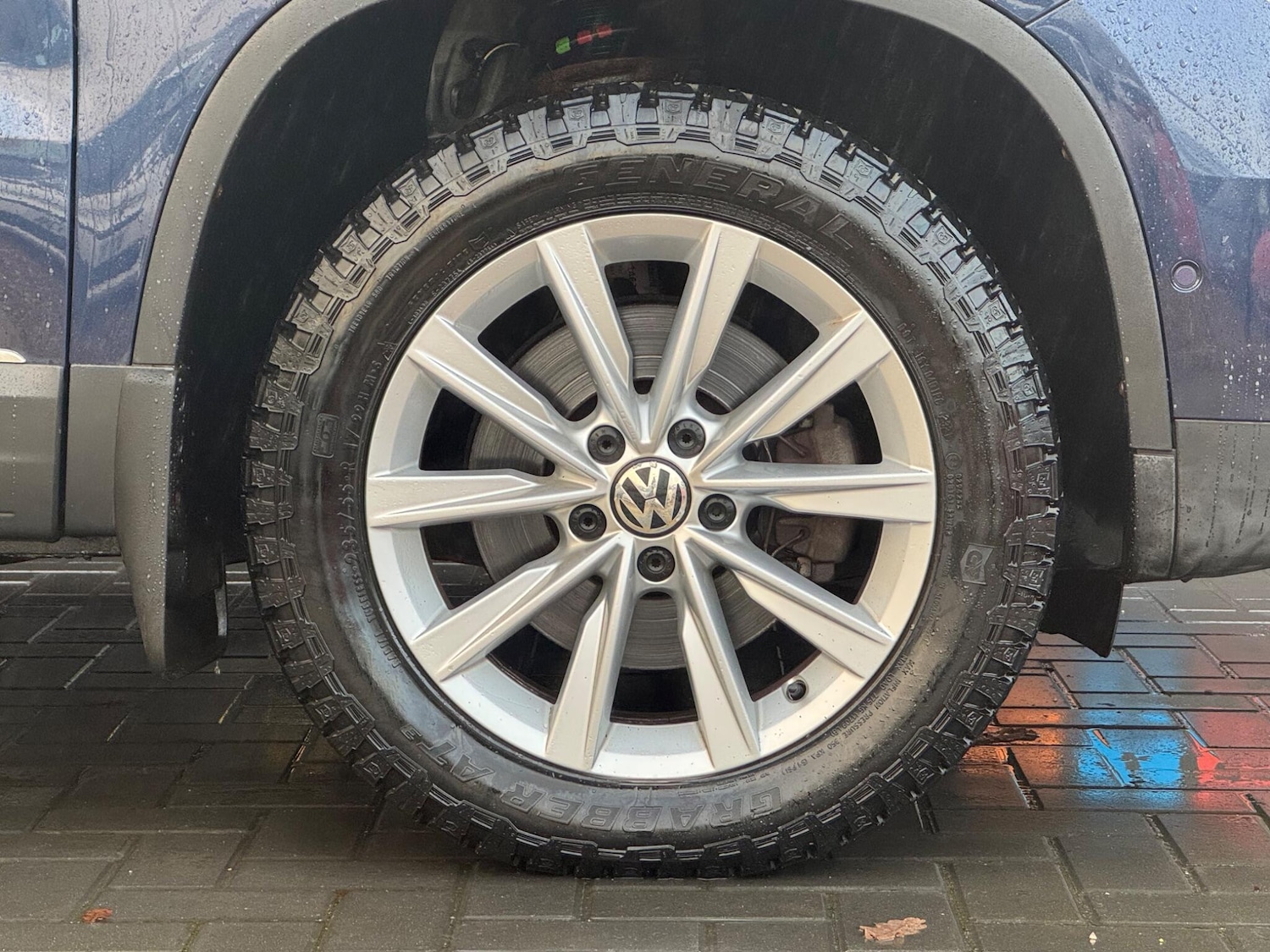 Used Volkswagen Tiguan for sale - 76995135: Photo 10